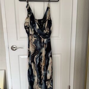 Elegant Marble Print Midi Dress with slit